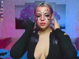 Lux's Live Sex Cam Show