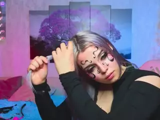 Lux's Live Sex Cam Show