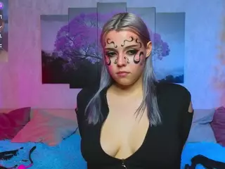 Lux's Live Sex Cam Show