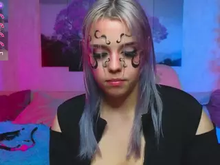 Lux's Live Sex Cam Show