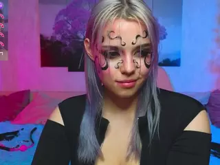 Lux's Live Sex Cam Show