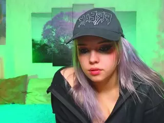 Lux's Live Sex Cam Show