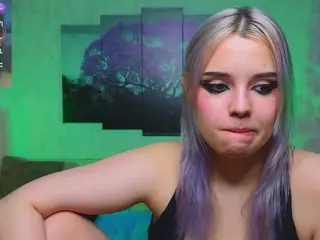 Lux's Live Sex Cam Show