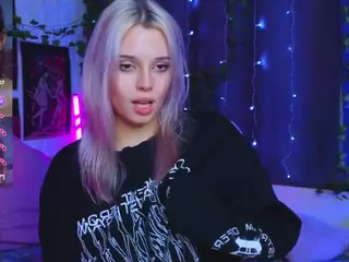 Lux's Live Sex Cam Show