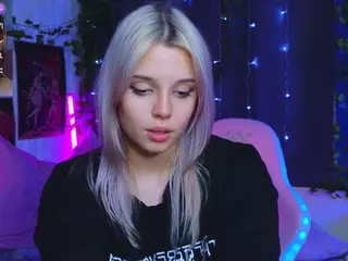 Lux's Live Sex Cam Show
