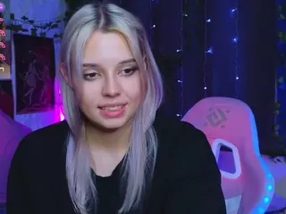 Lux's Live Sex Cam Show