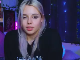 Lux's Live Sex Cam Show