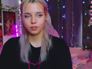 Lux's Live Sex Cam Show