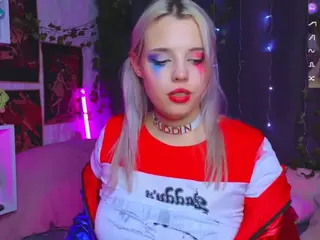 Lux's Live Sex Cam Show