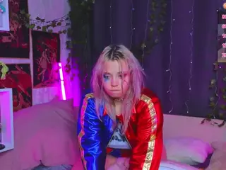 Lux's Live Sex Cam Show