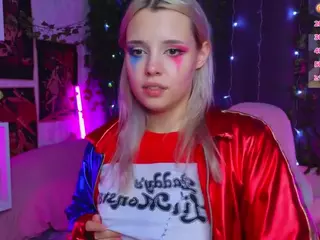 Lux's Live Sex Cam Show