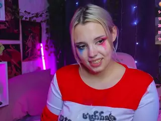 Lux's Live Sex Cam Show