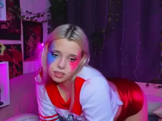 Lux's Live Sex Cam Show