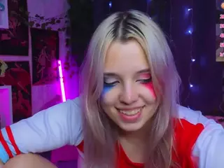 Lux's Live Sex Cam Show