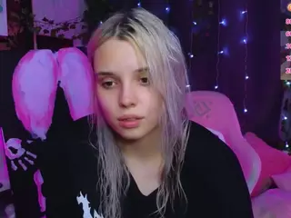 Lux's Live Sex Cam Show