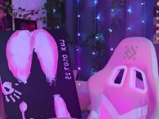 Lux's Live Sex Cam Show