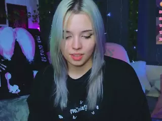 Lux's Live Sex Cam Show