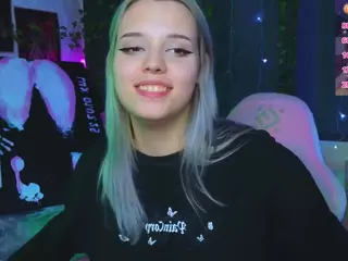 Lux's Live Sex Cam Show