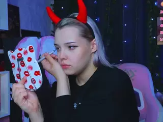 Lux's Live Sex Cam Show