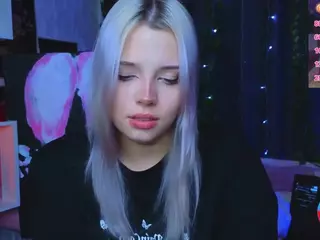 Lux's Live Sex Cam Show