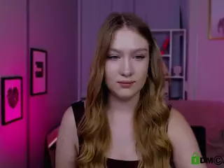 playful-sophie's Live Sex Cam Show