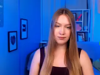 playful-sophie's Live Sex Cam Show