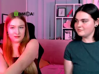 playful-sophie's Live Sex Cam Show
