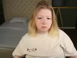 TinkerrBella's Live Sex Cam Show