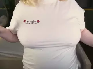 TinkerrBella's Live Sex Cam Show