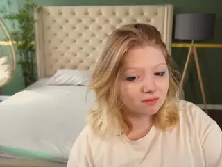 TinkerrBella's Live Sex Cam Show