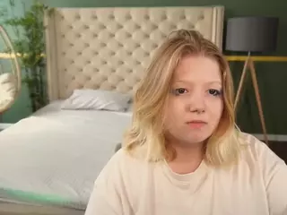 TinkerrBella's Live Sex Cam Show