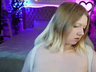 TinkerrBella's Live Sex Cam Show