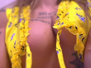 Deeptalkss's Live Sex Cam Show