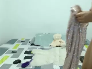 littleshylady's Live Sex Cam Show