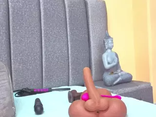 Selena-Castillo's Live Sex Cam Show