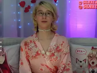 SilvaTail's Live Sex Cam Show