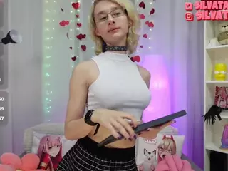 SilvaTail's Live Sex Cam Show