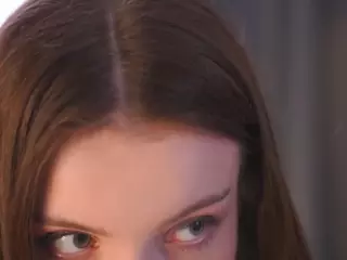 Bella's Live Sex Cam Show