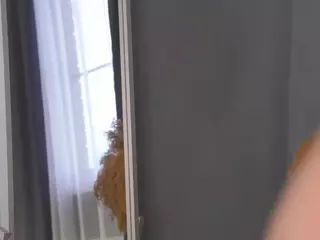 Bella's Live Sex Cam Show