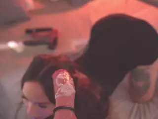 Bllowjoyy's Live Sex Cam Show