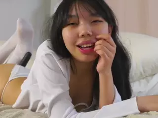 CoventinaDanby's Live Sex Cam Show