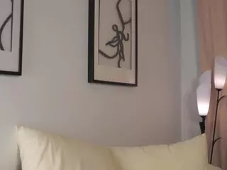 CoventinaDanby's Live Sex Cam Show
