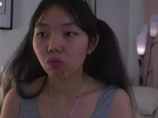 CoventinaDanby's Live Sex Cam Show