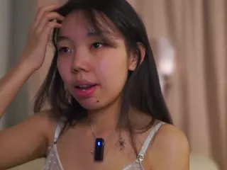 CoventinaDanby's Live Sex Cam Show