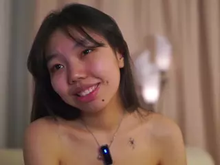 CoventinaDanby's Live Sex Cam Show