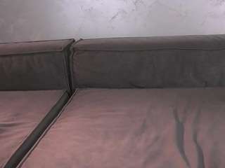 Live cam show with Isabella