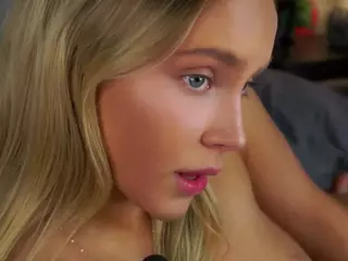 Amiblue's Live Sex Cam Show