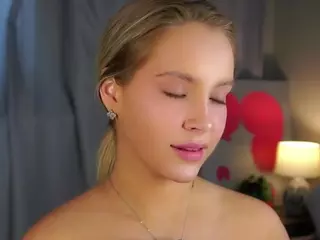Amiblue's Live Sex Cam Show