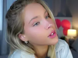 Amiblue's Live Sex Cam Show