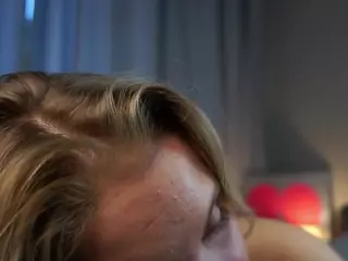 Amiblue's Live Sex Cam Show